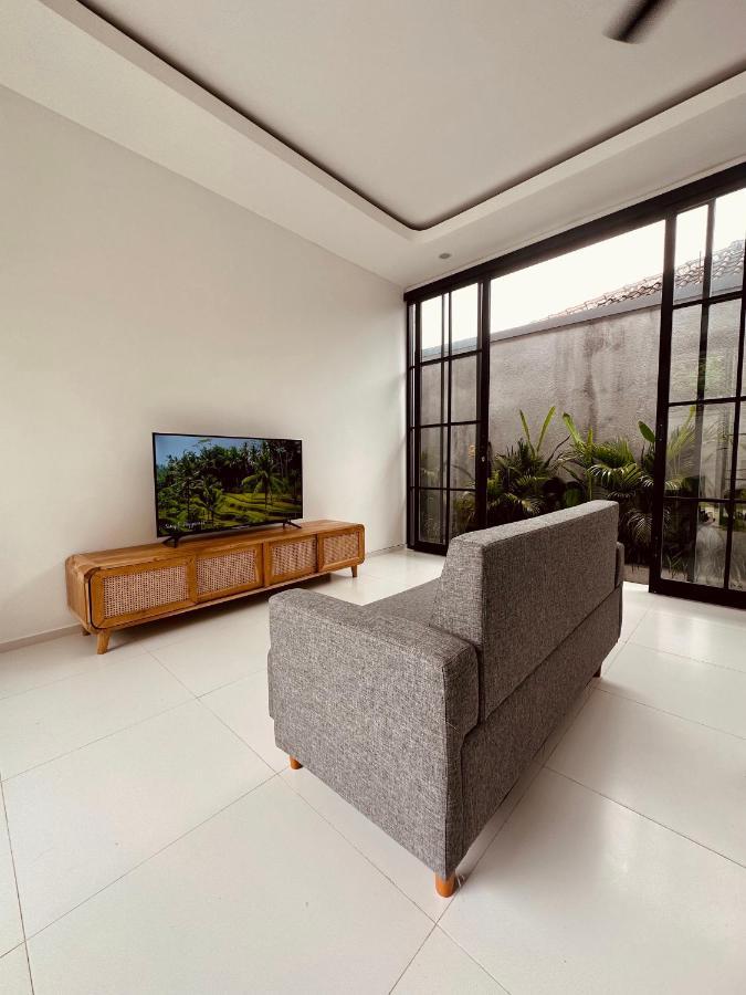 Emma'S Villa スミニャック エクステリア 写真